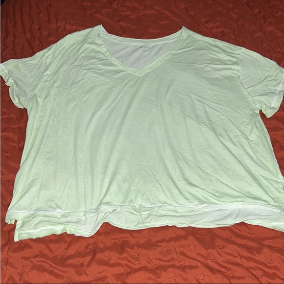 Plus Size Cropped Tee 3X - Picture 1 of 3